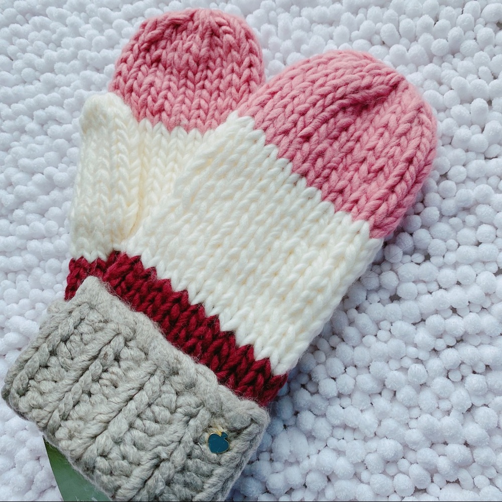 Kate Spade New York ‘Hand Knit fox(025) Mittens